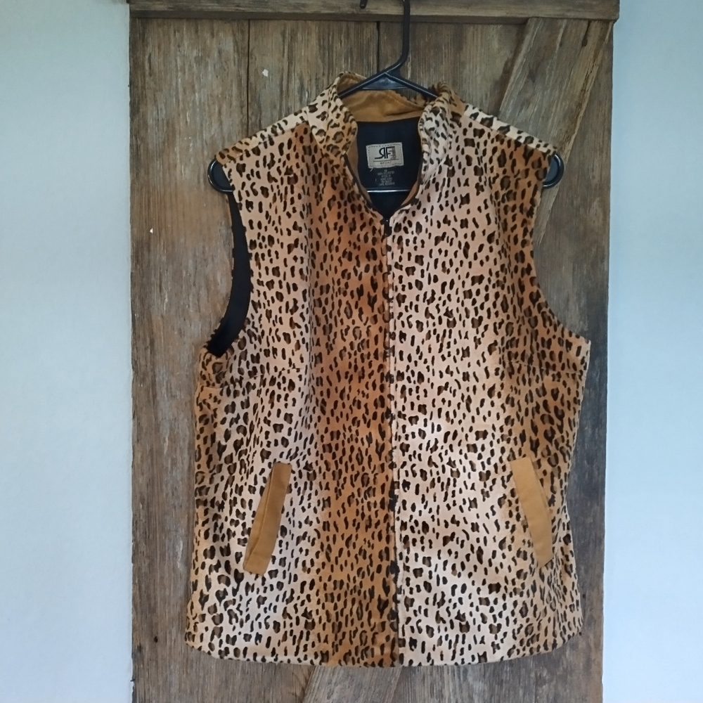Rafaella Sport Leopard Animal Print Jacket Soft Material vest size 412